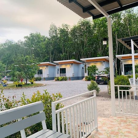 Suanvadee Resort สวนวดี รีสอร์ท Donszak Kültér fotó