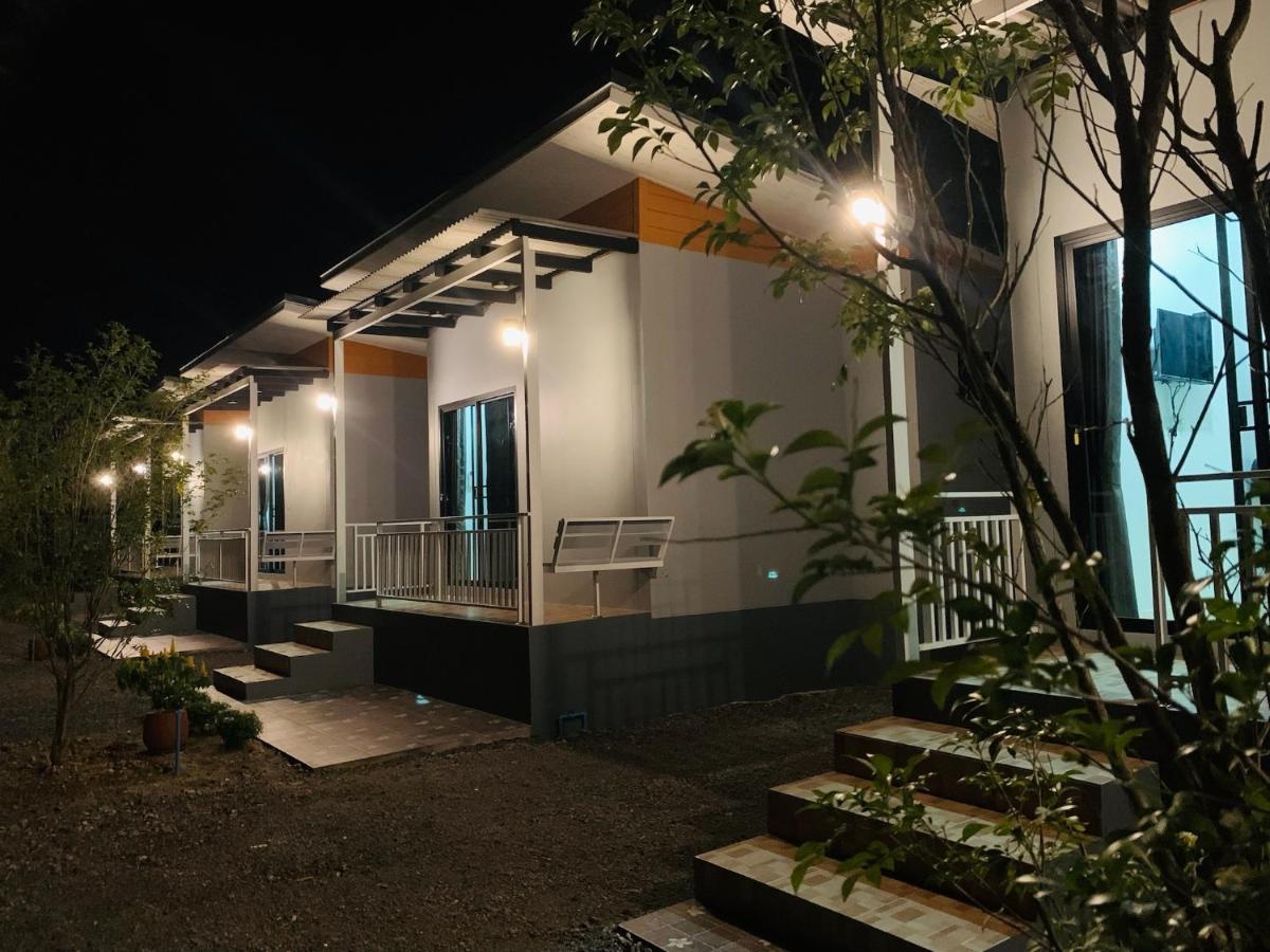 Suanvadee Resort สวนวดี รีสอร์ท Donszak Kültér fotó